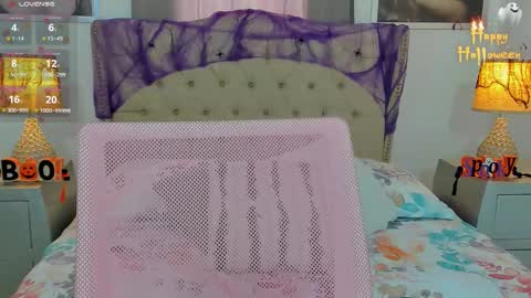 Ariana Reyes online show from October 31, 2:06 pm