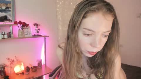 Eliise online show from January 12, 7:48 am