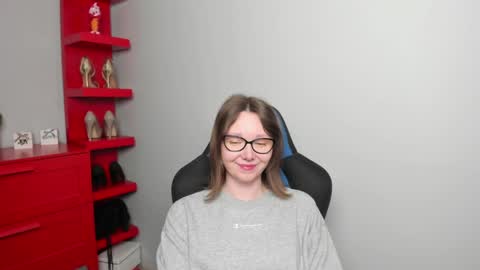 Zoe online show from April 24, 5:42 am