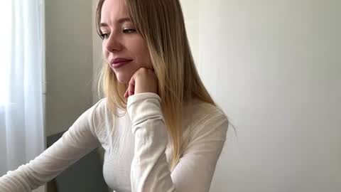 Melissa online show from June 19, 9:15 am