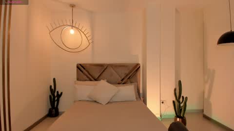 Am Becca online show from April 22, 12:12 pm