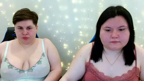 BeckyAndEllen online show from April 11, 10:41 am