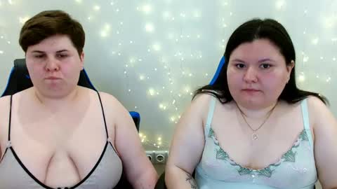 BeckyAndEllen online show from June 1, 7:04 pm