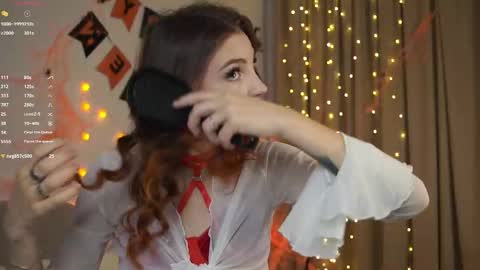 Melissa online show from November 11, 2:30 pm