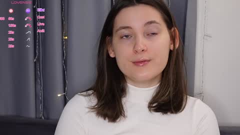 Snapshot of beckymartens chatting on October 22, 12:36 am BeckyMartens come join me on while im offline here online show from October 22, 12:36 am