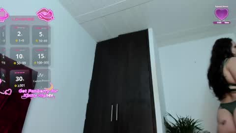 beckyrogue_44 online show from May 9, 9:48 am