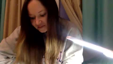 Snapshot of belajulia chatting on October 20, 3:17 pm belajulia online show from October 20, 3:17 pm