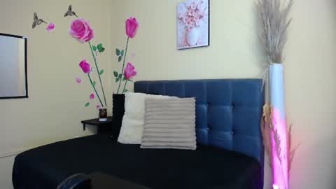 belaninsofia_ online show from July 27, 2:47 pm