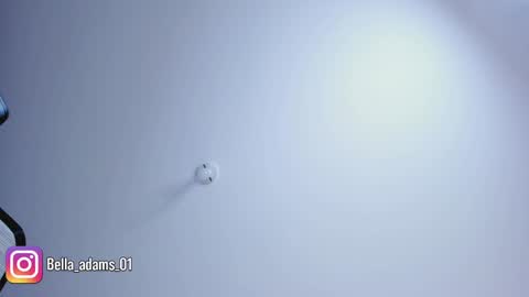 isabella online show from November 9, 1:31 am