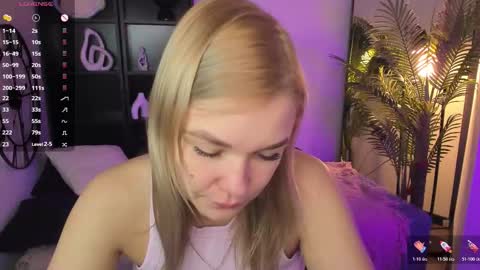 Bella online show from November 30, 9:05 am