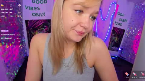 Bella online show from March 29, 10:39 am