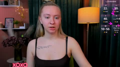 Bella online show from April 14, 7:06 pm