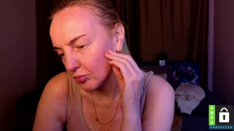 Bella online show from April 24, 12:40 pm