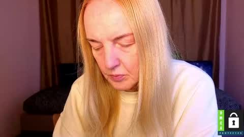 Bella online show from April 23, 11:40 am