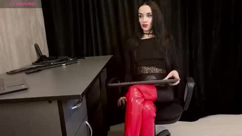 bella_harper777 online show from January 8, 9:42 pm