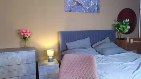 bella online show from March 12, 10:39 pm