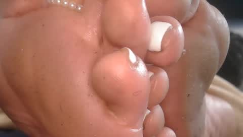 bella_sexy_feet online show from February 26, 11:41 pm