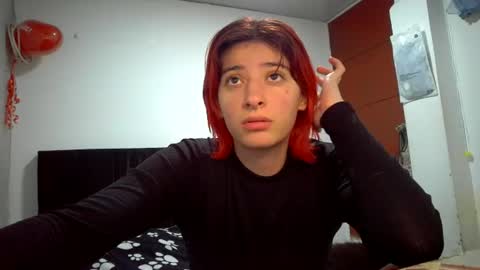 bella_thorne1999 online show from June 13, 3:06 am