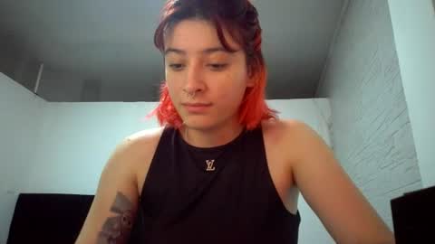 bella_thorne1999 online show from June 28, 2:29 am