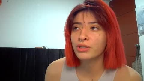 bella_thorne1999 online show from June 17, 5:12 am