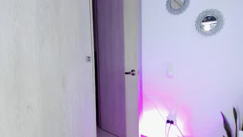 Bella online show from November 23, 10:19 pm