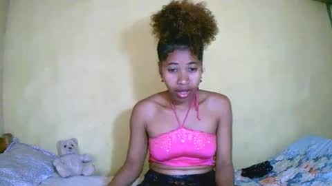 Snapshot of bellaena chatting on October 9, 1:38 pm bellaena online show from October 9, 1:38 pm