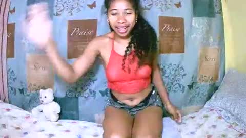 Snapshot of bellaena chatting on September 24, 6:42 am bellaena online show from September 24, 6:42 am