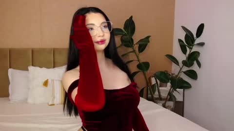 Diana online show from June 5, 7:03 am