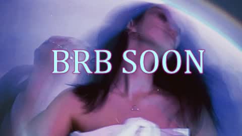 bellaparker_ online show from December 18, 9:15 am