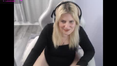 Starr40 online show from October 22, 3:46 pm