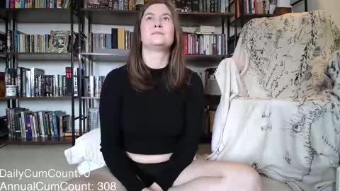 BellaStrange69 online show from March 10, 5:39 pm