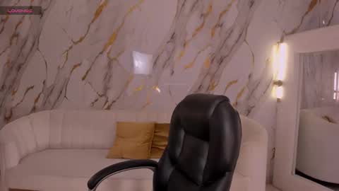 Bella online show from March 2, 5:30 am