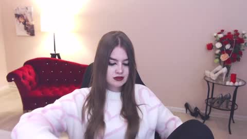 BellaVeller online show from December 3, 3:28 pm