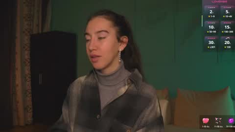 Bella online show from April 24, 4:53 pm