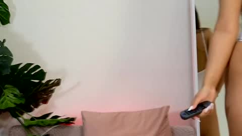 Belle online show from April 6, 4:46 am