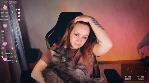 Your Annabelle Wolf  online show from October 6, 7:10 pm