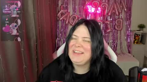 LinaBoo online show from April 16, 3:28 am