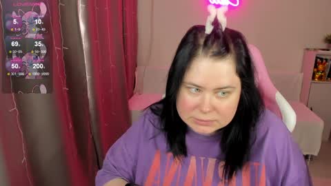 LinaBoo online show from April 15, 7:34 am