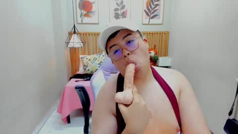 B E N G I E  online show from December 3, 1:58 am