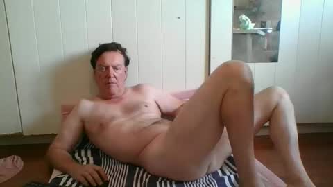 benjoid online show from February 10, 12:35 am