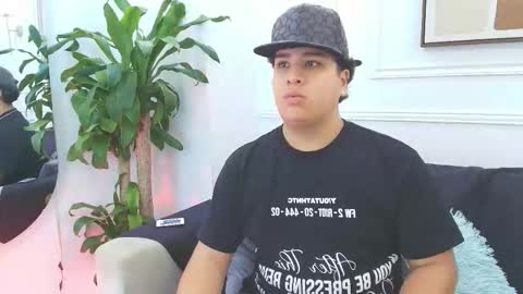 bennett_alejoo online show from October 20, 9:20 pm