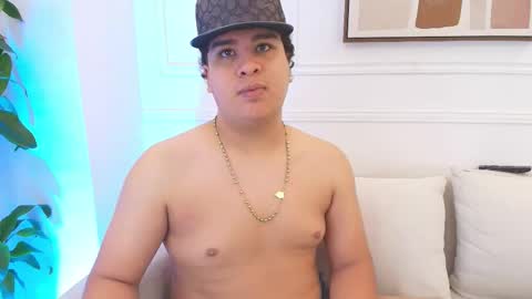 bennett_alejoo online show from November 21, 7:34 pm