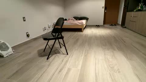 Ben Braxton online show from April 22, 4:41 am