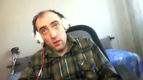 bentish online show from December 14, 9:37 am