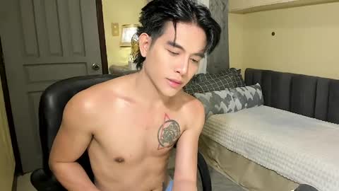 bentlyfuck online show from April 21, 4:25 pm