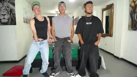 benz boys online show from November 9, 12:30 pm