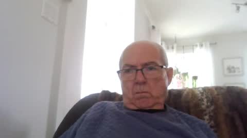 bernard1102 online show from July 16, 12:52 pm