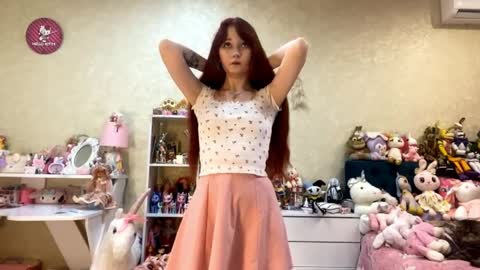 Eva  online show from April 9, 8:09 am