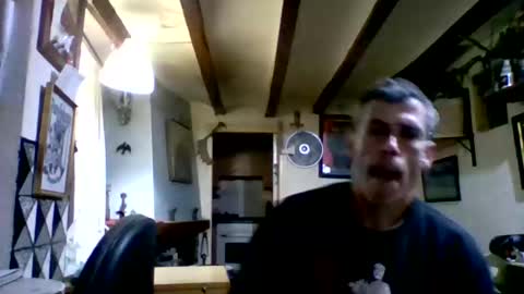 Berni SUAVE online show from February 8, 8:23 pm