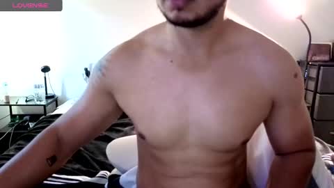 berriess_ online show from October 18, 12:31 pm